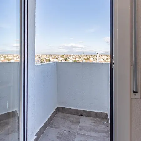 Estudio Port Grec Apartment